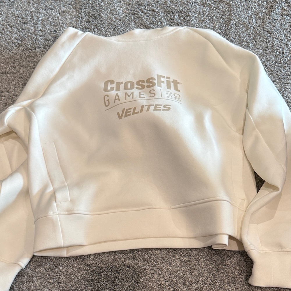 Velites Cream Crewneck Pullover